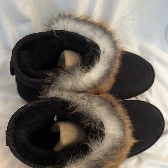 EMU Australia Stinger Micro Lava Water-Resistant Sheepskin Ankle Boot - - Picture 3 of 6